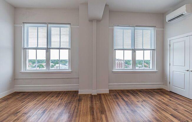 2 beds, 2 baths, 806 sqft, $1,725, Unit Unit 805