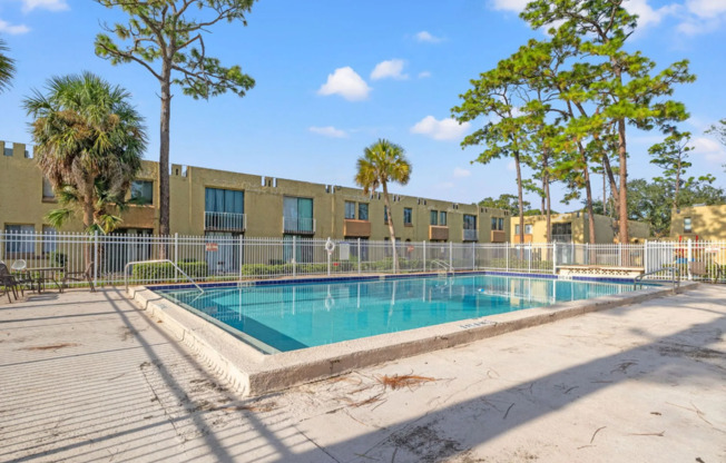 University Townhomes – 1, 2 & 3 Bedroom Homes in a Vibrant Community