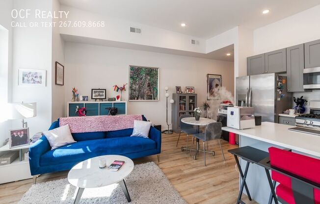 742 S 4TH ST