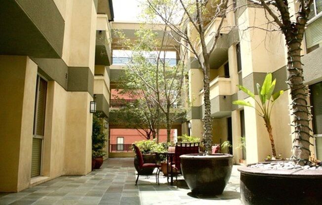 2 beds, 2 baths, 879 sqft, $3,595, Unit 201 P