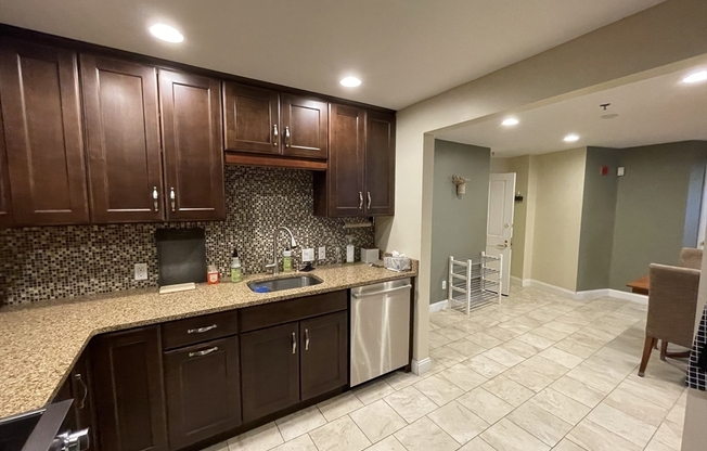 2 beds, 2 baths, 1,130 sqft, $4,950, Unit 304