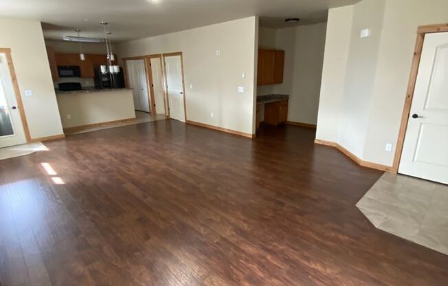 2 beds, 2 baths, $1,795