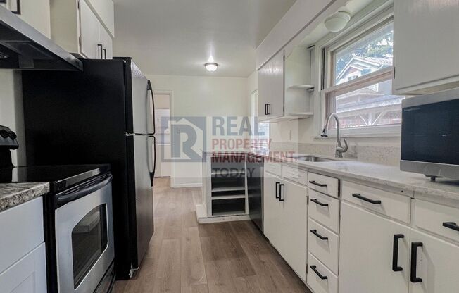 2021 E 72nd St Tacoma