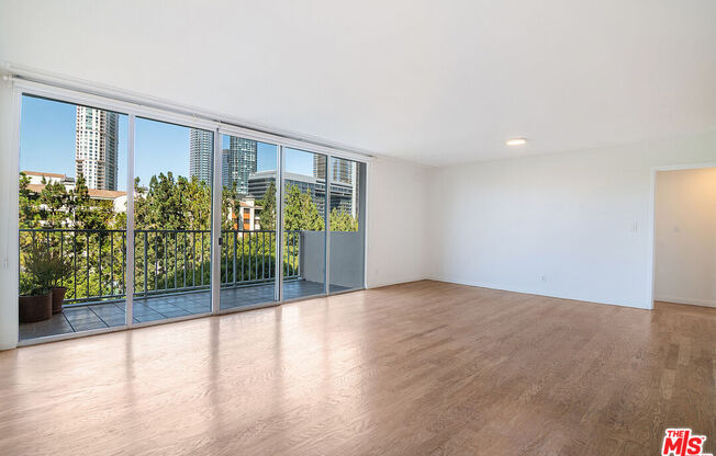 2 beds, 2 baths, 1,080 sqft, $4,850, Unit 708