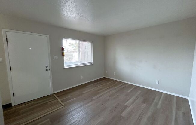 940 Chelwood Park