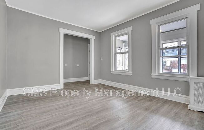 35 CHESTER AVE