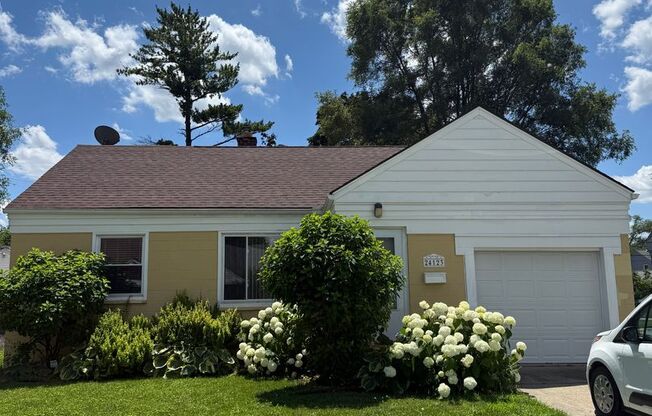 Move-In Ready 2-bedroom, 2-bathroom Home near Downtown Dearborn