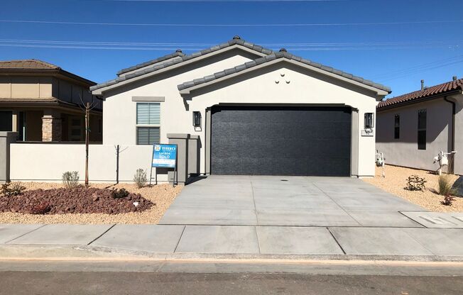 AVAILABLE!! Beautiful Newer Brio Home