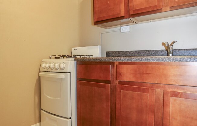 1061 ROSEMONT