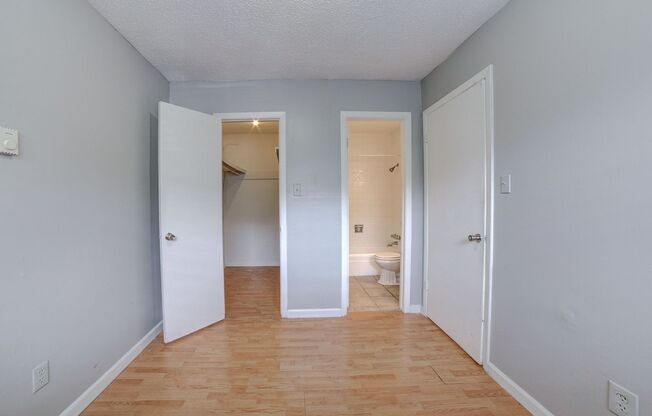 1 bed, 1 bath, 575 sqft, $695, Unit Unit 03