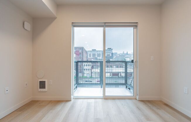 Studio, 1 bath, 284 sqft, $1,182.18, Unit 624