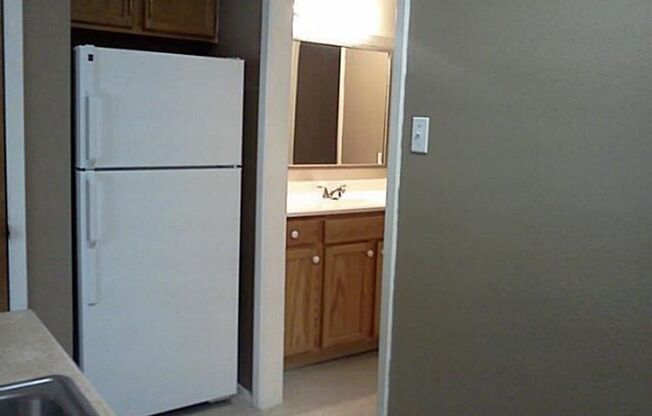 2815 Rio Grande St #102
