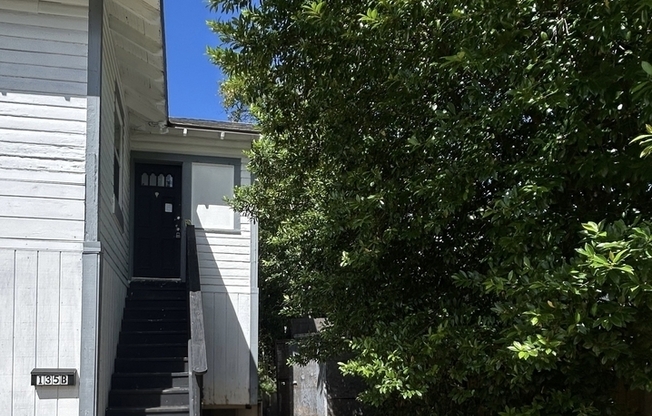 135 N MARTIN LUTHER KING JUNIOR AVE