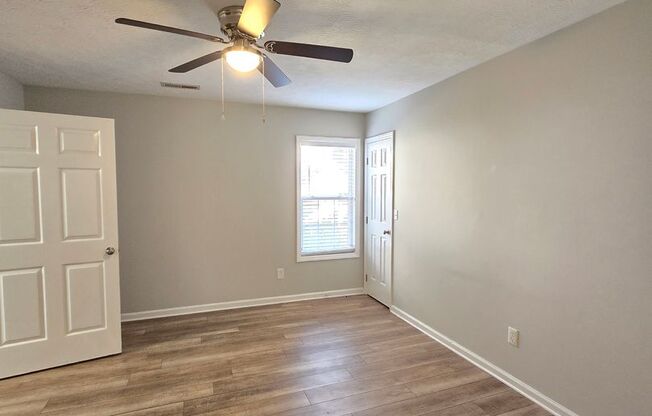 3 beds, 2 baths, $2,100