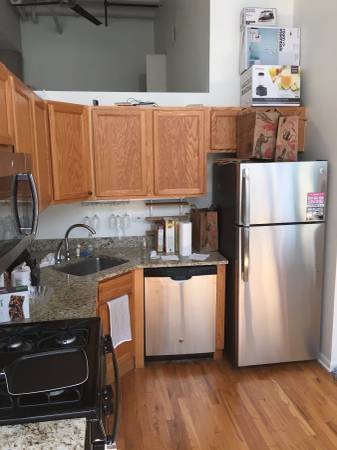 1 bed, 1 bath, 650 sqft, $1,945, Unit 121