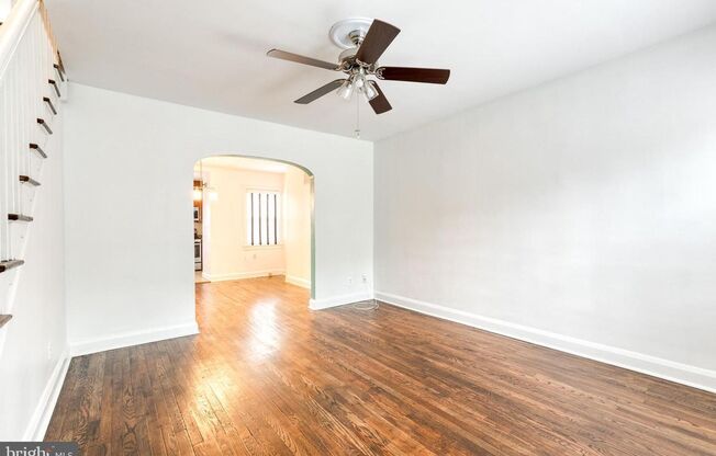 Adorable 3 bed 2 bath Dundalk rowhome