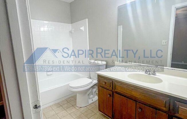 2 beds, 2.5 baths, 1,400 sqft, $1,395, Unit Unit A