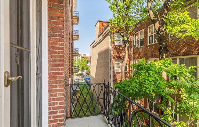 Apartment balcony at Highview and Castle Manor, Washington