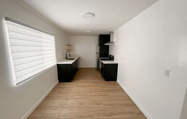 1313 Huntington Dr.