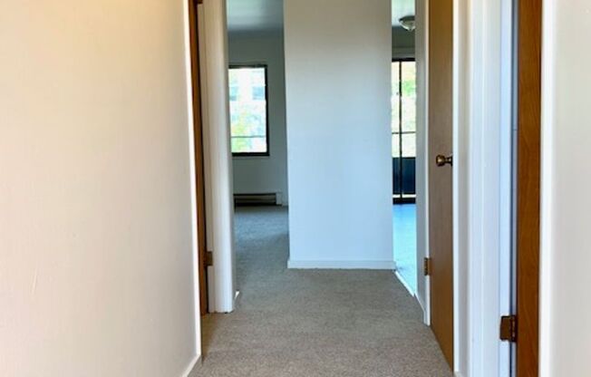 1 bed, 1 bath, 650 sqft, $1,495, Unit 303