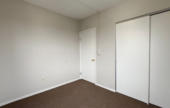 2 beds, 1 bath, 719 sqft, $1,480, Unit 6