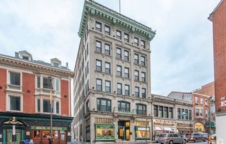 330 N CHARLES ST