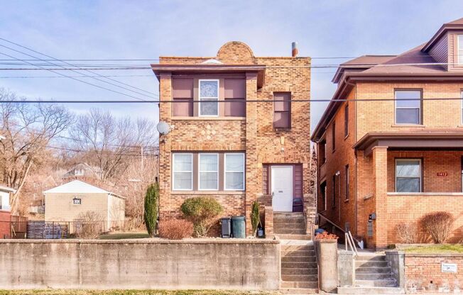 1418 Lenz Ave Ambridge