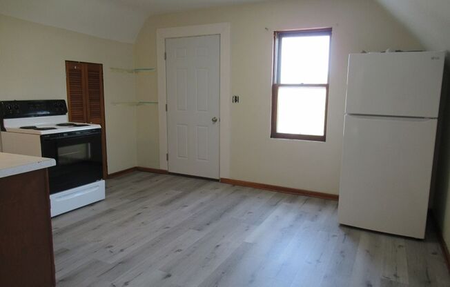 1 bed, 1 bath, $650