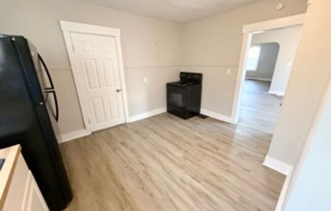 3 beds, 1 bath, $1,200