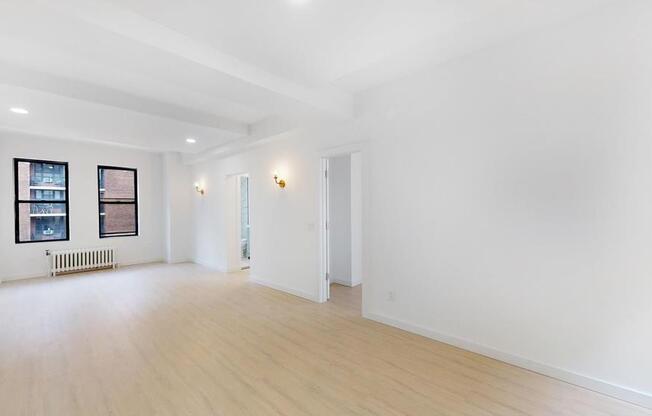 4 beds, 3 baths, 2,000 sqft, $10,875, Unit 8A
