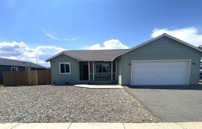 3 Bed 2 Bath Home for Rent!