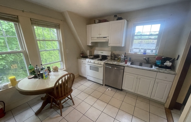 17 CUFFLIN ST