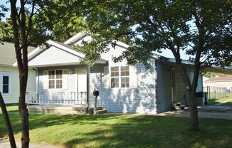 2113 S HARLEM AVE