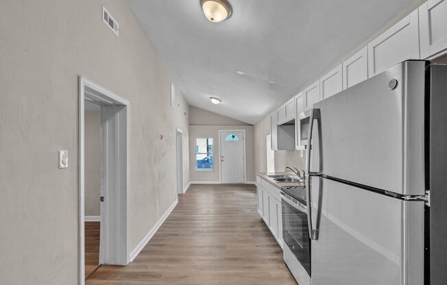 FULLY RENOVATED - PORTSMOUTH