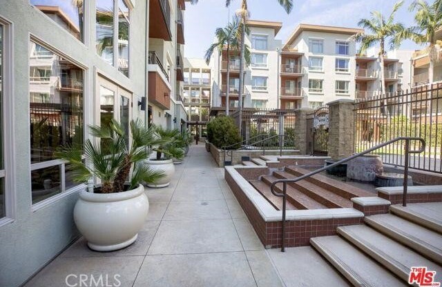 2 beds, 2 baths, 1,042 sqft, $3,050, Unit 159