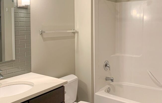 1 bed, 1 bath, 546 sqft, $1,850, Unit 303
