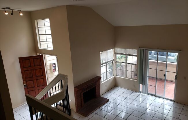 The Bluffs at Fox Run!!! 3BR/2.5BA Rarely Available