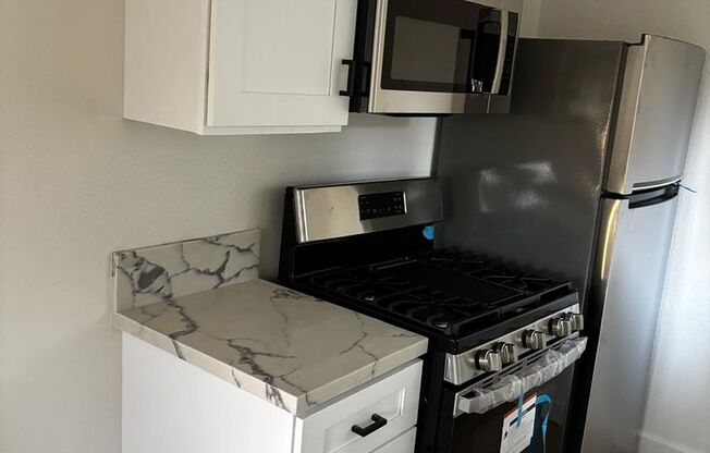 1 bed, 1 bath, 550 sqft, $2,995, Unit 1186