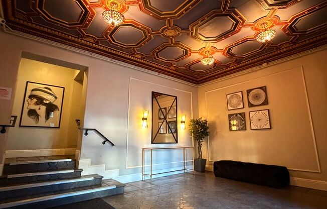 La Chandelle Apts...Charming building...Renovated Apartments Available...Hardwood Floors!