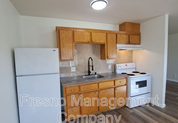 1322 E. Bulldog Lane