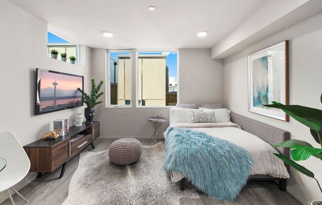 Studio, 1 bath, 295 sqft, $1,250, Unit 201