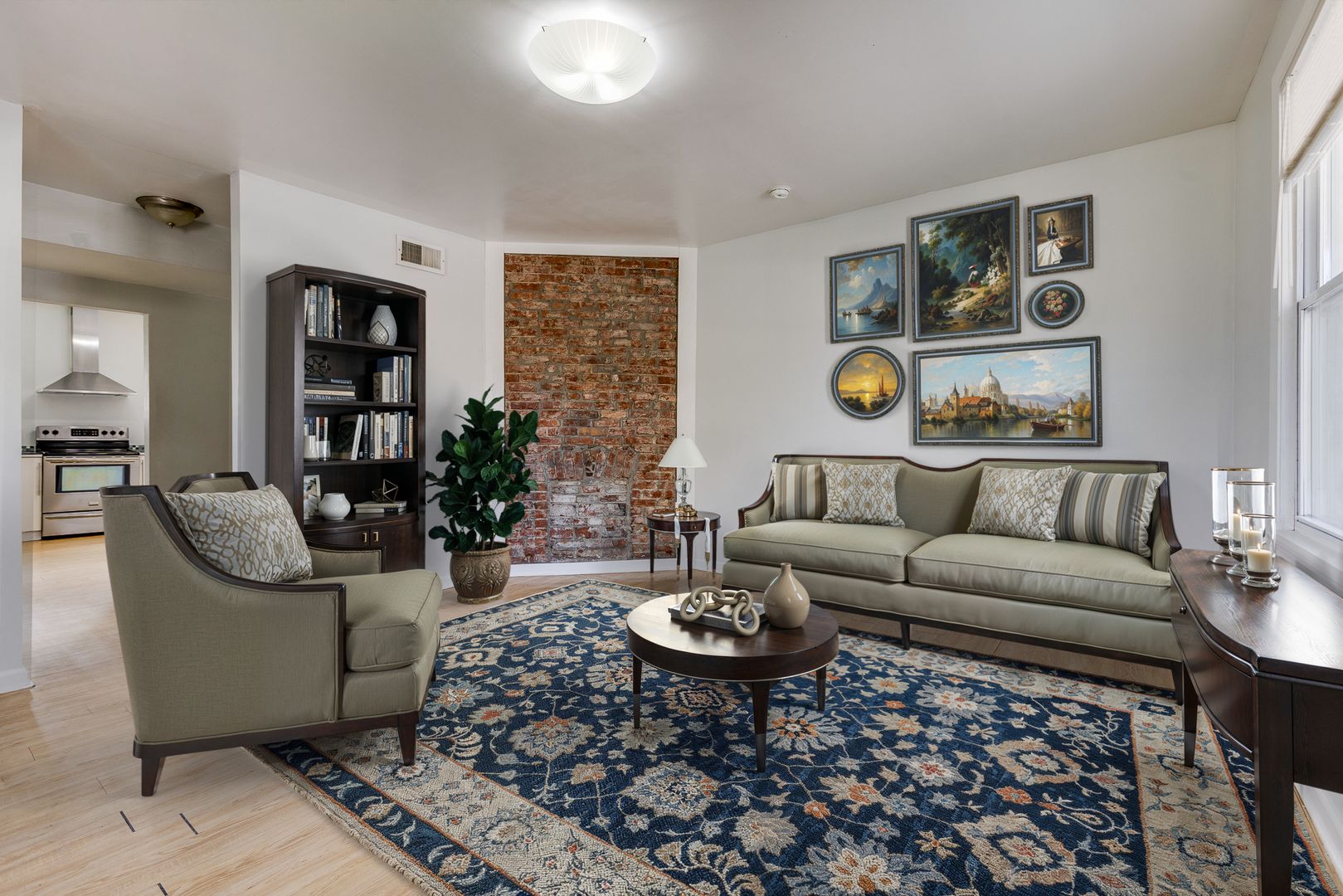 15 - 2621 S 18th