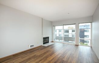 1 bed, 1 bath, $1,795, Unit 302