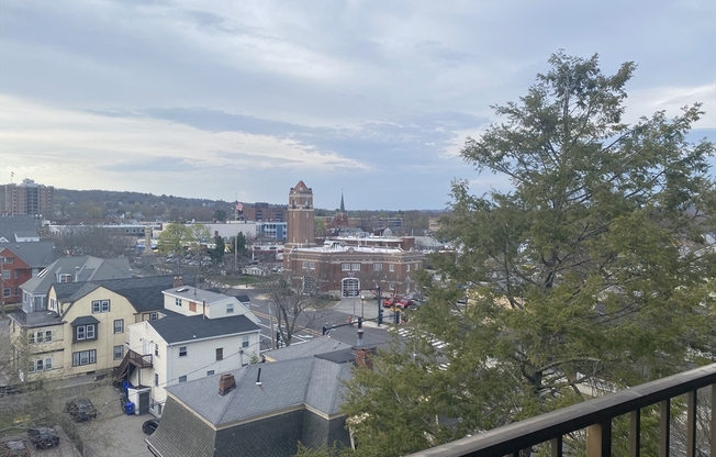 382 MASSACHUSETTS AVE