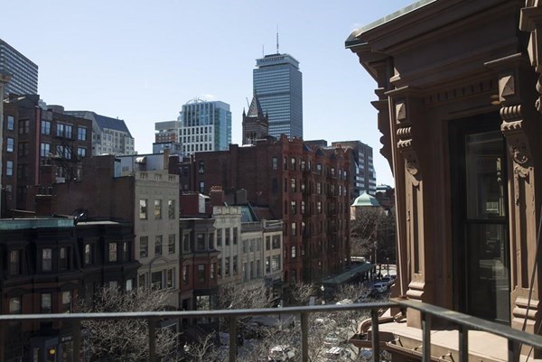 119 NEWBURY ST