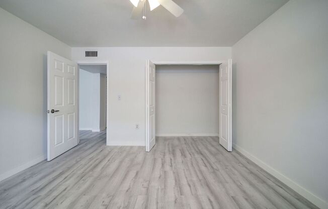 2 beds, 1 bath, 783 sqft, $2,075, Unit 19