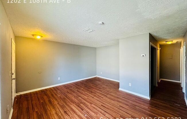 1202 E 108 AVE