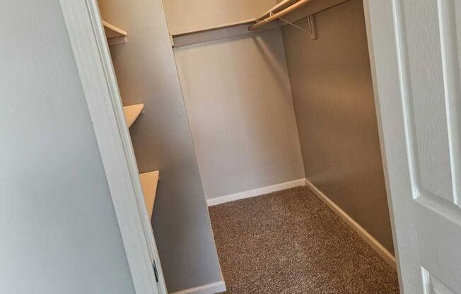 2 beds, 2 baths, 1,142 sqft, $1,400, Unit 31-304