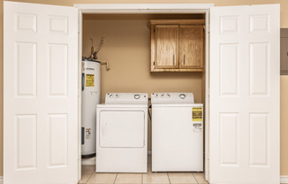 1 bed, 1 bath, 650 sqft, $1,039, Unit 0135