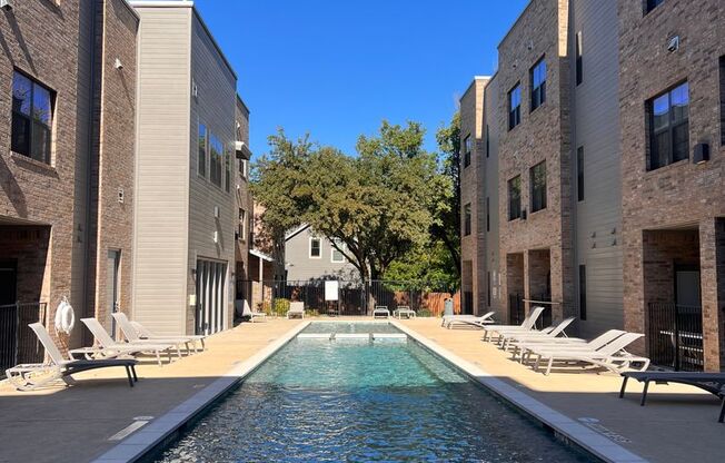 3-, 4- and 5-Bedroom Luxury Townhomes with Top-of-the-Line Amenities!